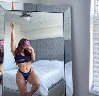 Karla, 26  female escort, North Jersey
