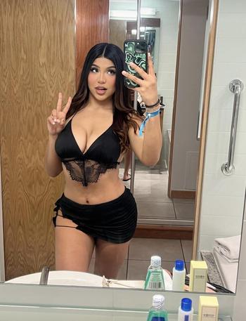 Vivian Pamela, 25  female escort, Jersey-city